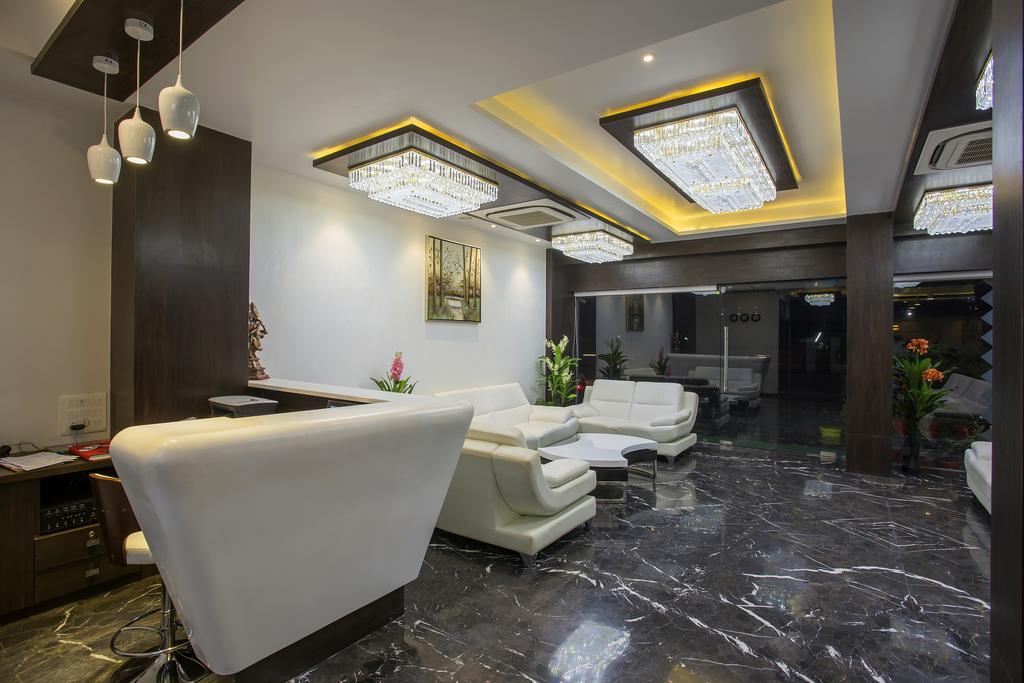 מלון Morbi Ravi Residency מראה חיצוני תמונה